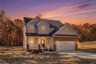 6049 Frye Bridge Road, Clemmons, NC 27012