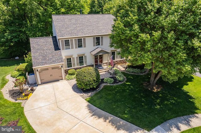 9200 WYETH LN, Burke, VA 22015