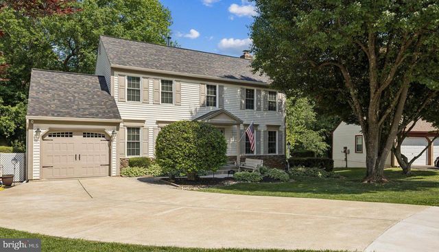 9200 WYETH LN, Burke, VA 22015