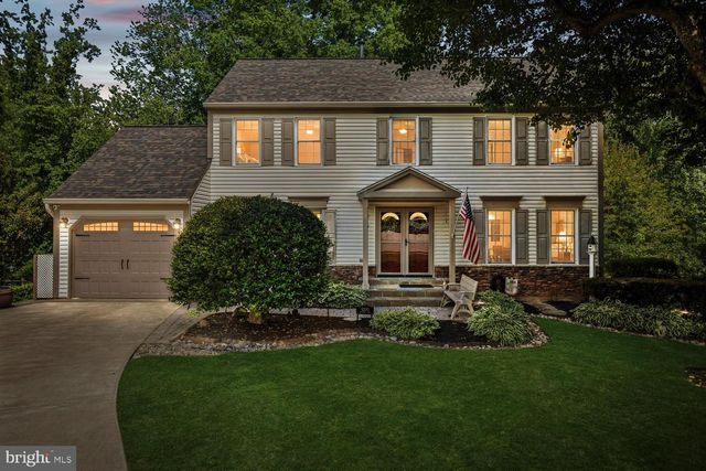 9200 WYETH LN, Burke, VA 22015