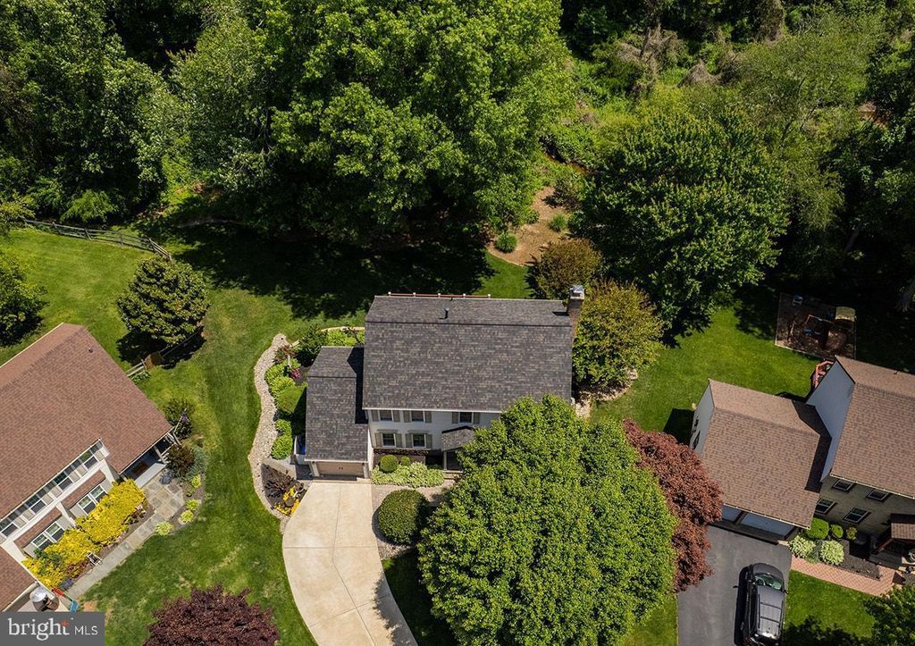 9200 WYETH LN, Burke, VA 22015