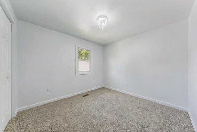 172 N MAIN STREET, Clintonville, WI 54929
