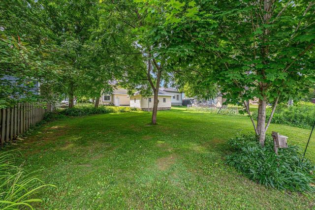 172 N MAIN STREET, Clintonville, WI 54929