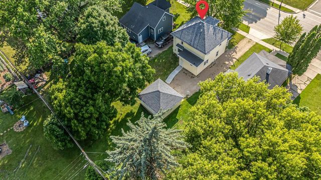 172 N MAIN STREET, Clintonville, WI 54929
