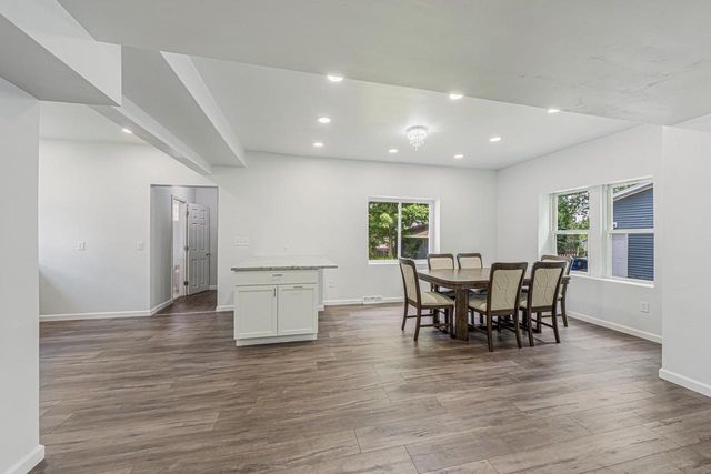 172 N MAIN STREET, Clintonville, WI 54929