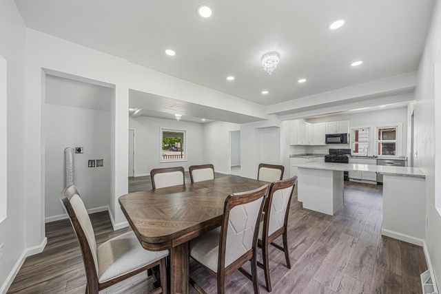 172 N MAIN STREET, Clintonville, WI 54929