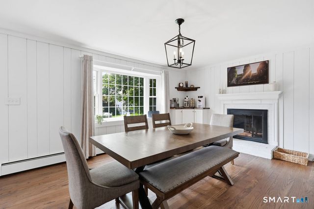 428 Welchs Point Road, Milford, CT 06460