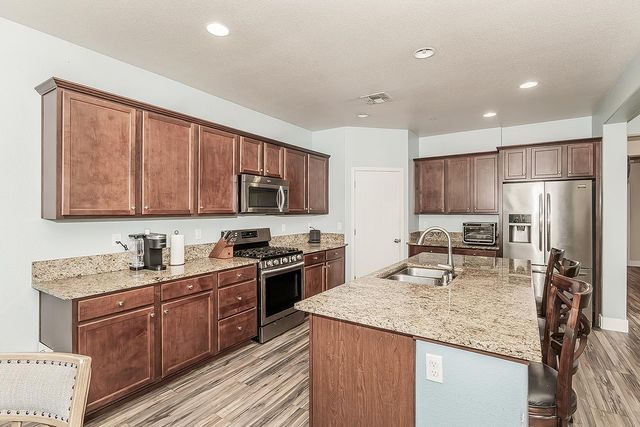 3613 N Dee Ann Avenue, Fresno, CA 93727