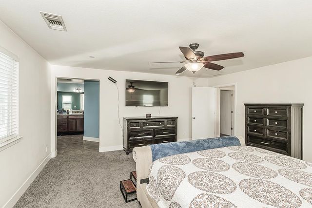 3613 N Dee Ann Avenue, Fresno, CA 93727