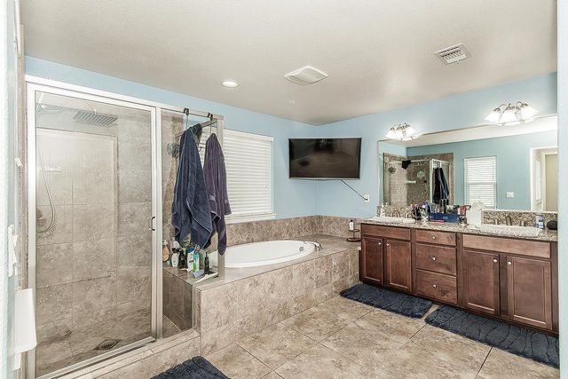 3613 N Dee Ann Avenue, Fresno, CA 93727