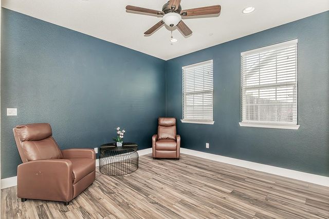 3613 N Dee Ann Avenue, Fresno, CA 93727