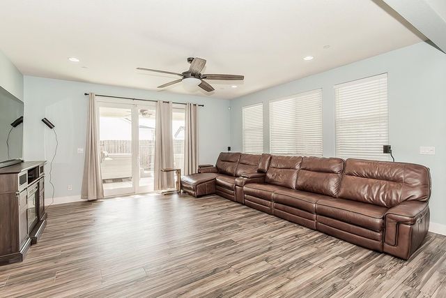 3613 N Dee Ann Avenue, Fresno, CA 93727