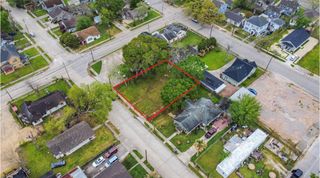 408 W Humble, Baytown, TX 77520