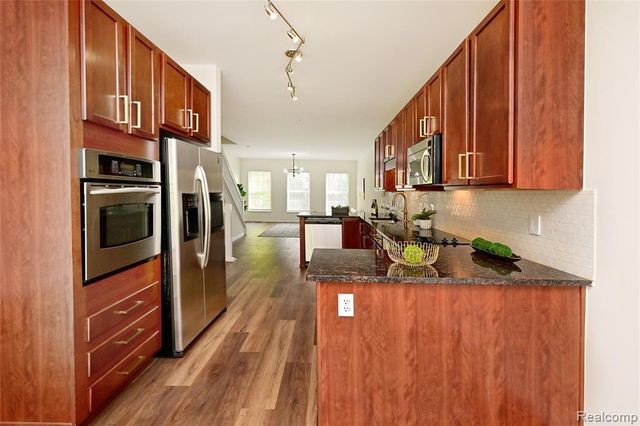 548 Graten Street, Birmingham, MI 48009