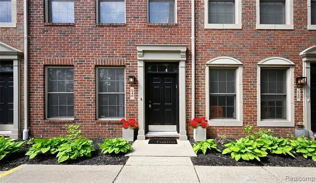548 Graten Street, Birmingham, MI 48009