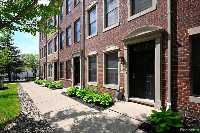 548 Graten Street, Birmingham, MI 48009