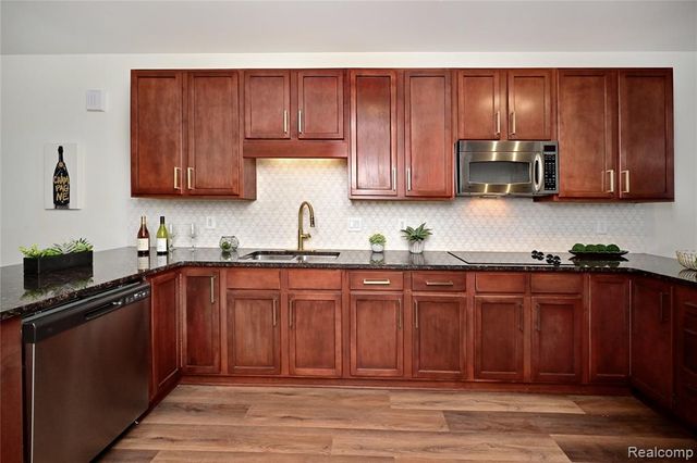 548 Graten Street, Birmingham, MI 48009