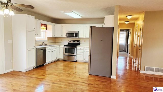 178 Dawson Lane, Radcliff, KY 40160