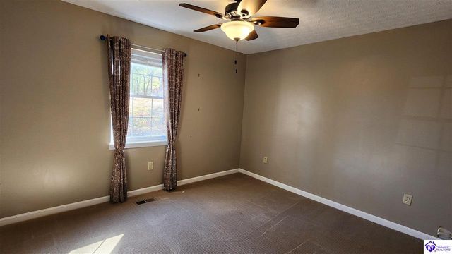 178 Dawson Lane, Radcliff, KY 40160