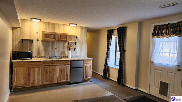 178 Dawson Lane, Radcliff, KY 40160