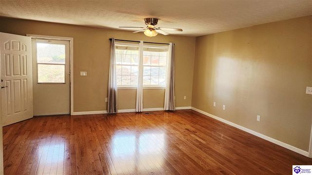 178 Dawson Lane, Radcliff, KY 40160