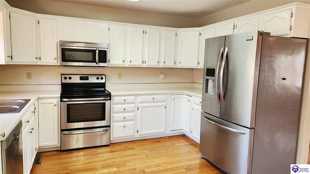 178 Dawson Lane, Radcliff, KY 40160