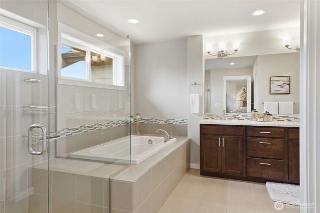 34576 56th Court S, Auburn, WA 98001