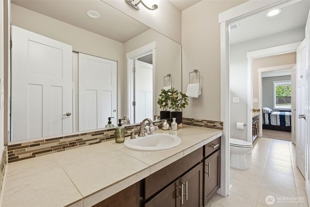 34576 56th Court S, Auburn, WA 98001