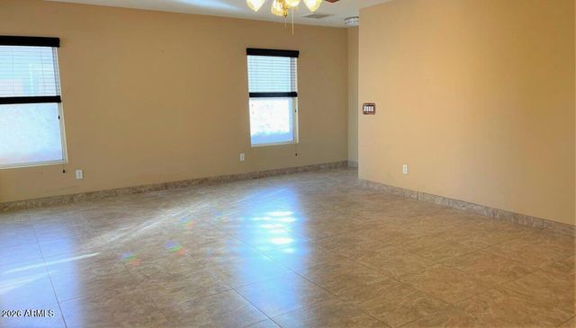 2862 E Bagdad Road, San Tan Valley, AZ 85143
