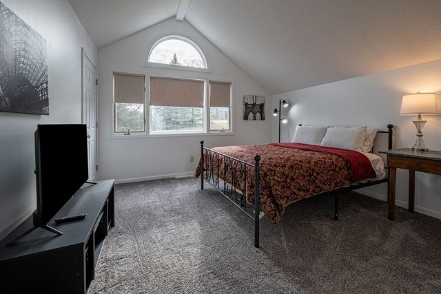 4 Cinnabar Lane, Galena, IL 61036