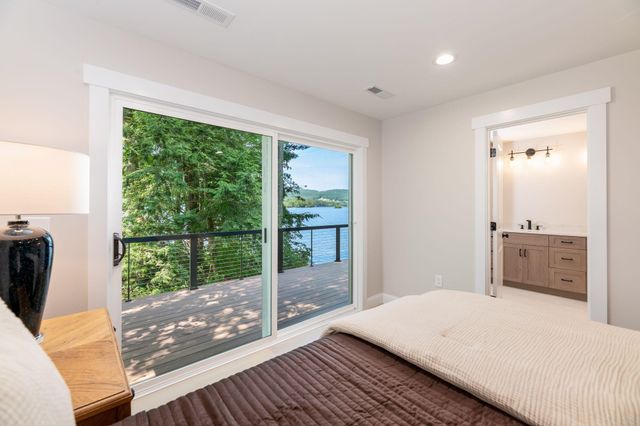 320 Redding Lane, Moultonborough, NH 03254