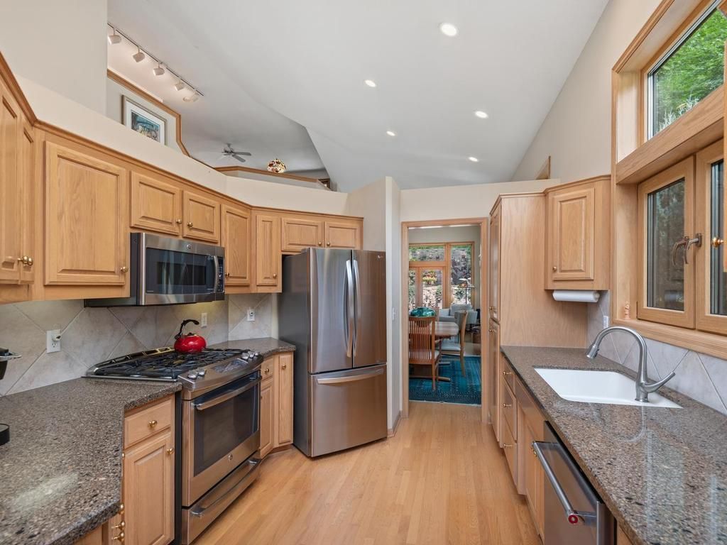 11630 Normandale Boulevard, Bloomington, MN 55437 — photo 2