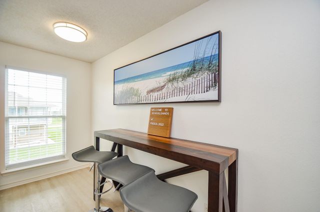 22810 Fresca Street, Galveston, TX 77554