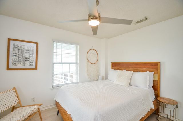 22810 Fresca Street, Galveston, TX 77554