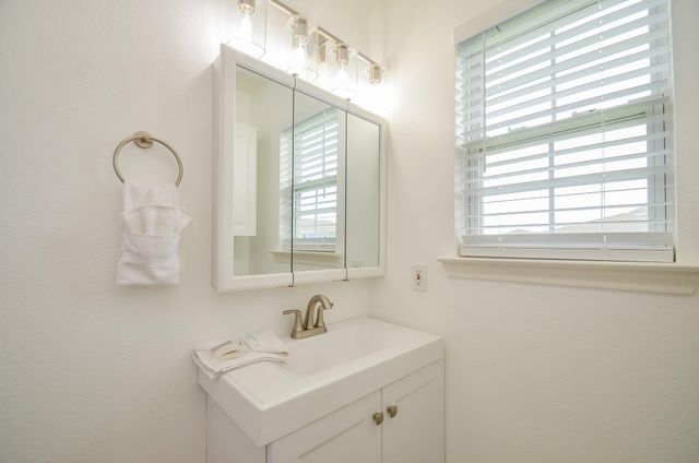 22810 Fresca Street, Galveston, TX 77554