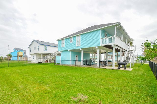 22810 Fresca Street, Galveston, TX 77554