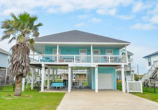 22810 Fresca Street, Galveston, TX 77554