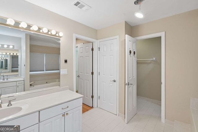 30 S Battery Place, Sandy Springs, GA 30342