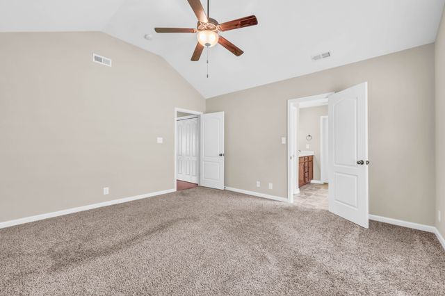 1005 Orchard Hills Dr, Clarksville, TN 37040