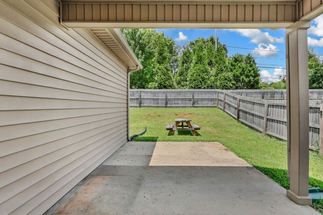 1005 Orchard Hills Dr, Clarksville, TN 37040