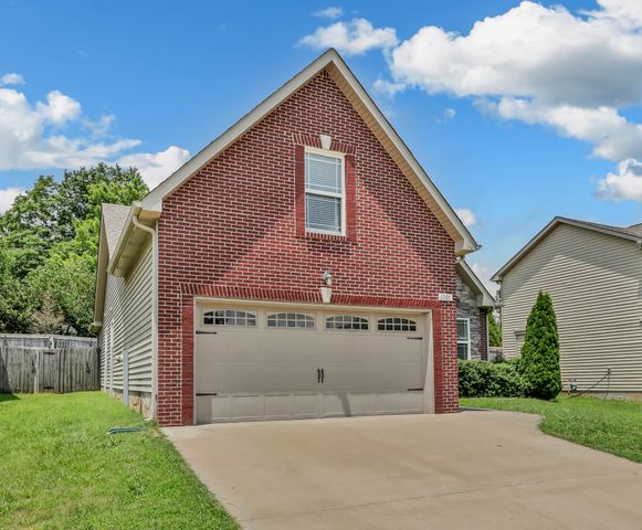 1005 Orchard Hills Dr, Clarksville, TN 37040