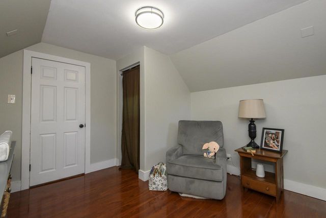 2572 S Howell AVENUE, Milwaukee, WI 53207