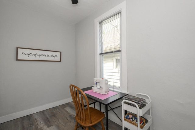 2572 S Howell AVENUE, Milwaukee, WI 53207