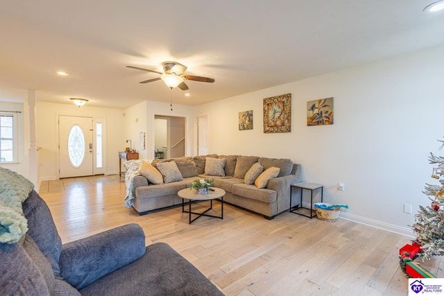 417 Graceland Trail, Elizabethtown, KY 42701