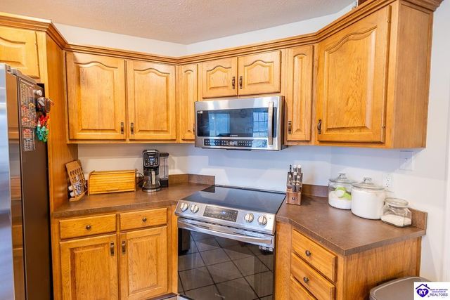 417 Graceland Trail, Elizabethtown, KY 42701