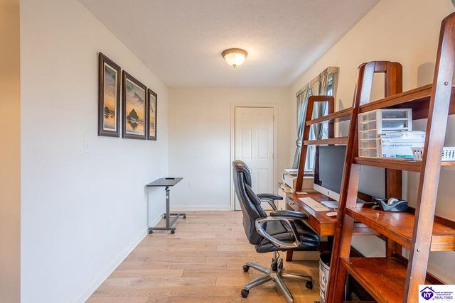 417 Graceland Trail, Elizabethtown, KY 42701