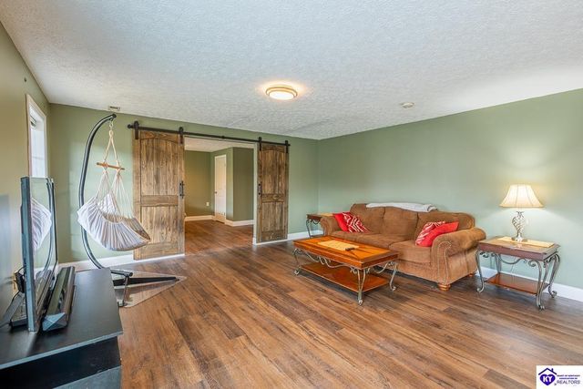 417 Graceland Trail, Elizabethtown, KY 42701