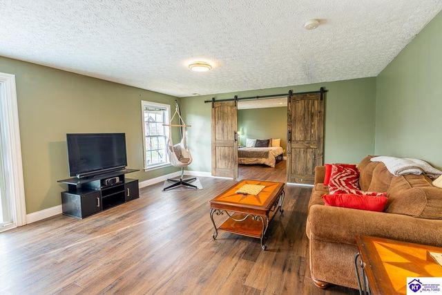 417 Graceland Trail, Elizabethtown, KY 42701