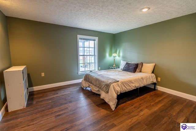 417 Graceland Trail, Elizabethtown, KY 42701