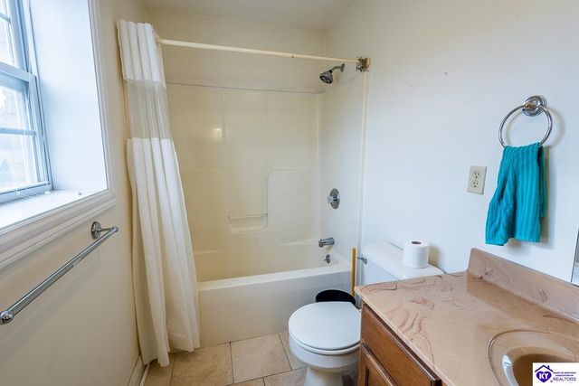 417 Graceland Trail, Elizabethtown, KY 42701